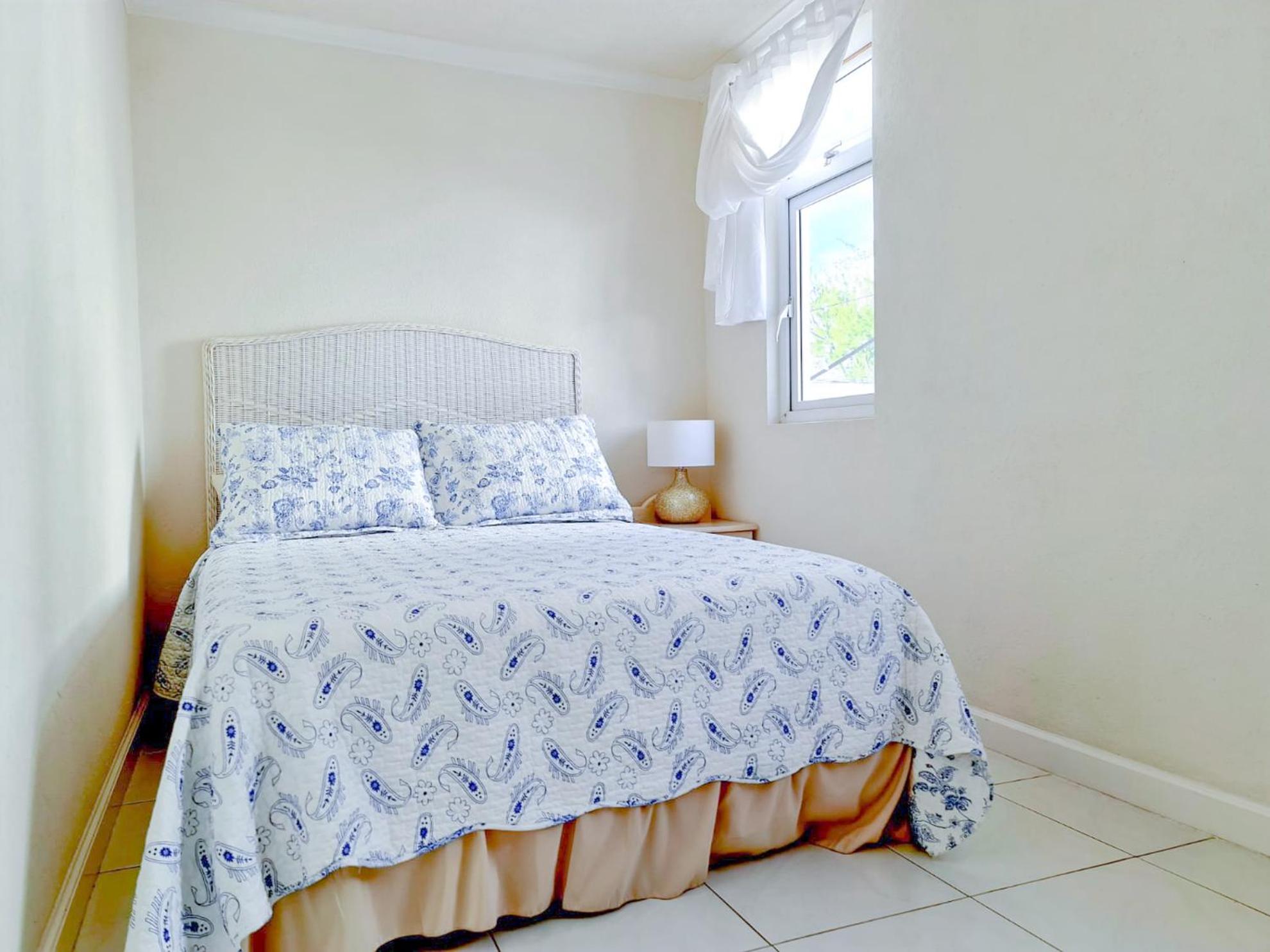 Beautiful Seaside 2BR Apartments
