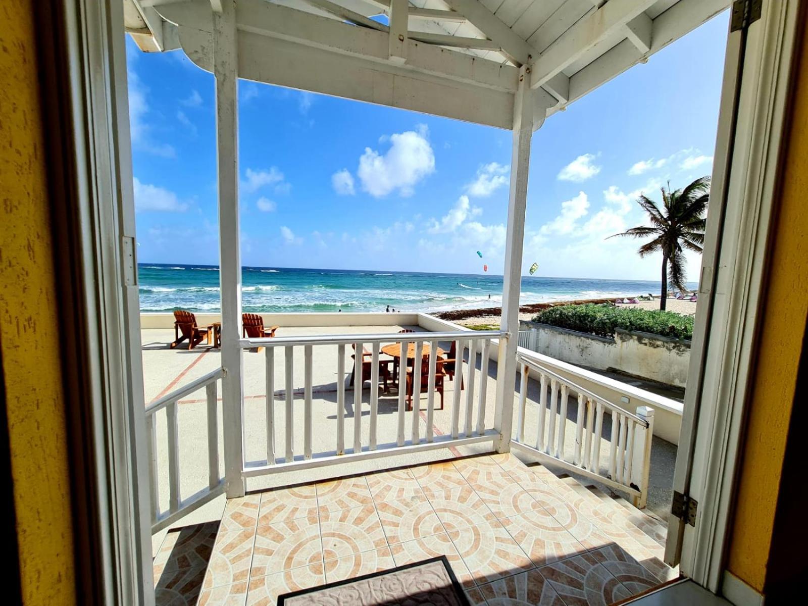 Beautiful Seaside 2BR Apartments