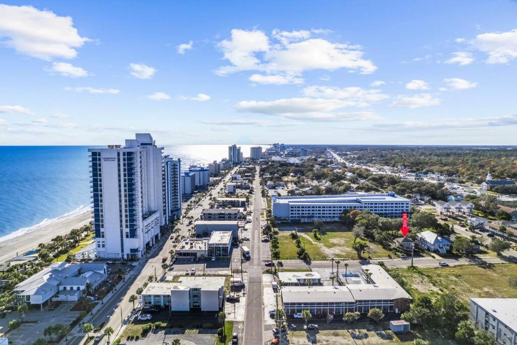 Dazzling Centrally Located Ocean View w 2 Kings, Huge Private Yard, 2 Decks, Firepit, BBQ view 3