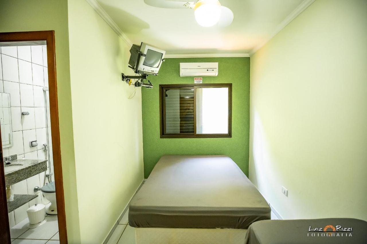 Apartamento 2 Suites em Condominio Maranduba Ubatuba