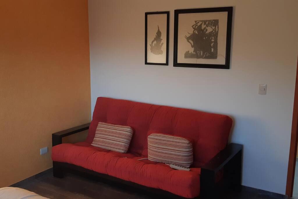 Espaciosa residencia con paraiso incluido