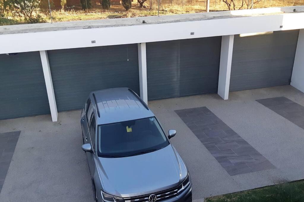 Espaciosa residencia con paraiso incluido