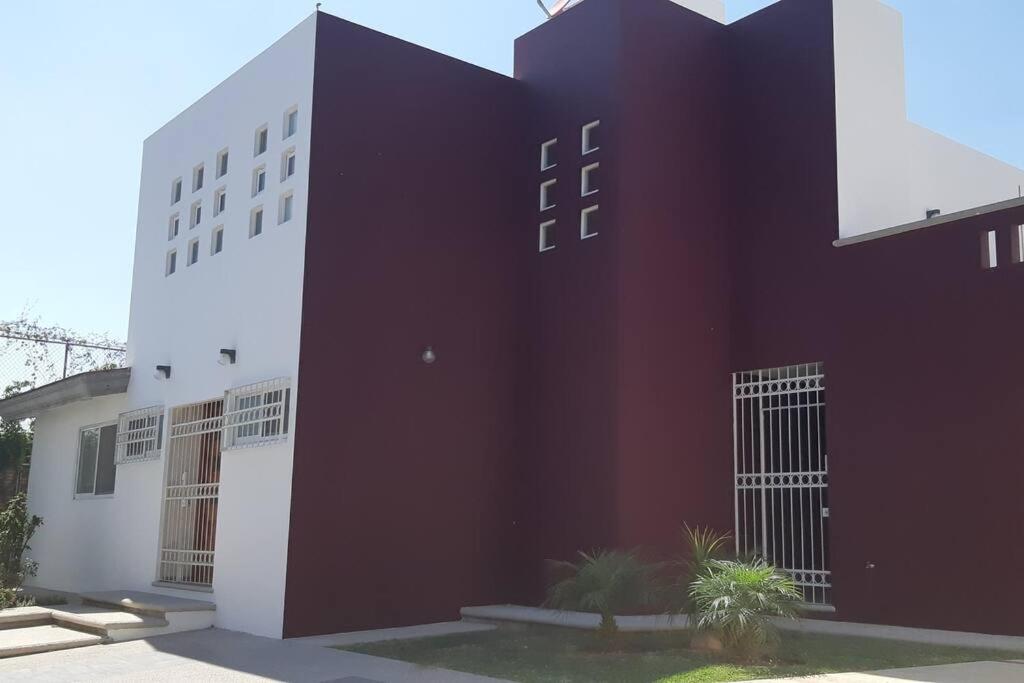 Espaciosa residencia con paraiso incluido