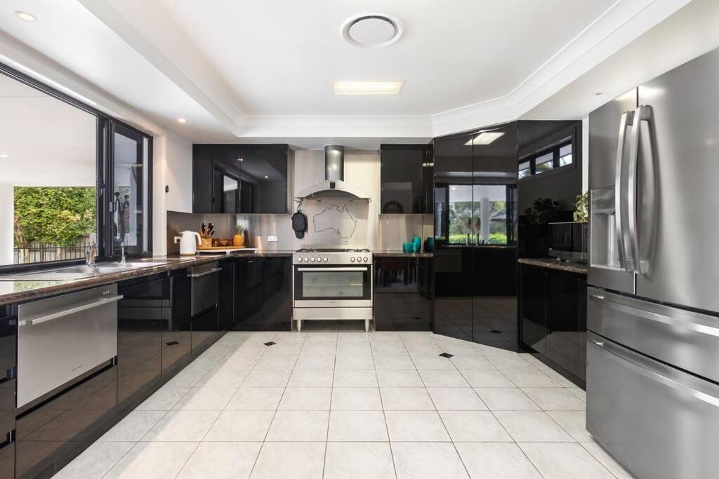 Luxury Beachfront home in Hervey Bay