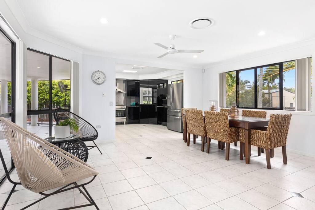 Luxury Beachfront home in Hervey Bay