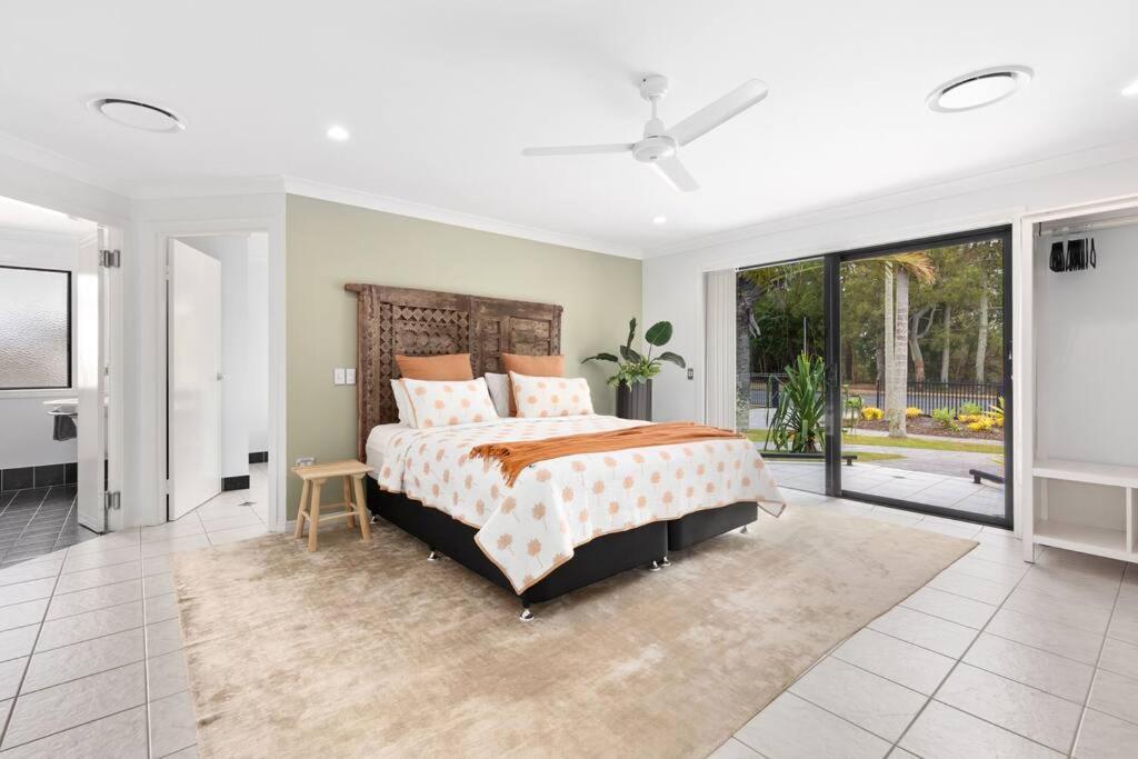 Luxury Beachfront home in Hervey Bay