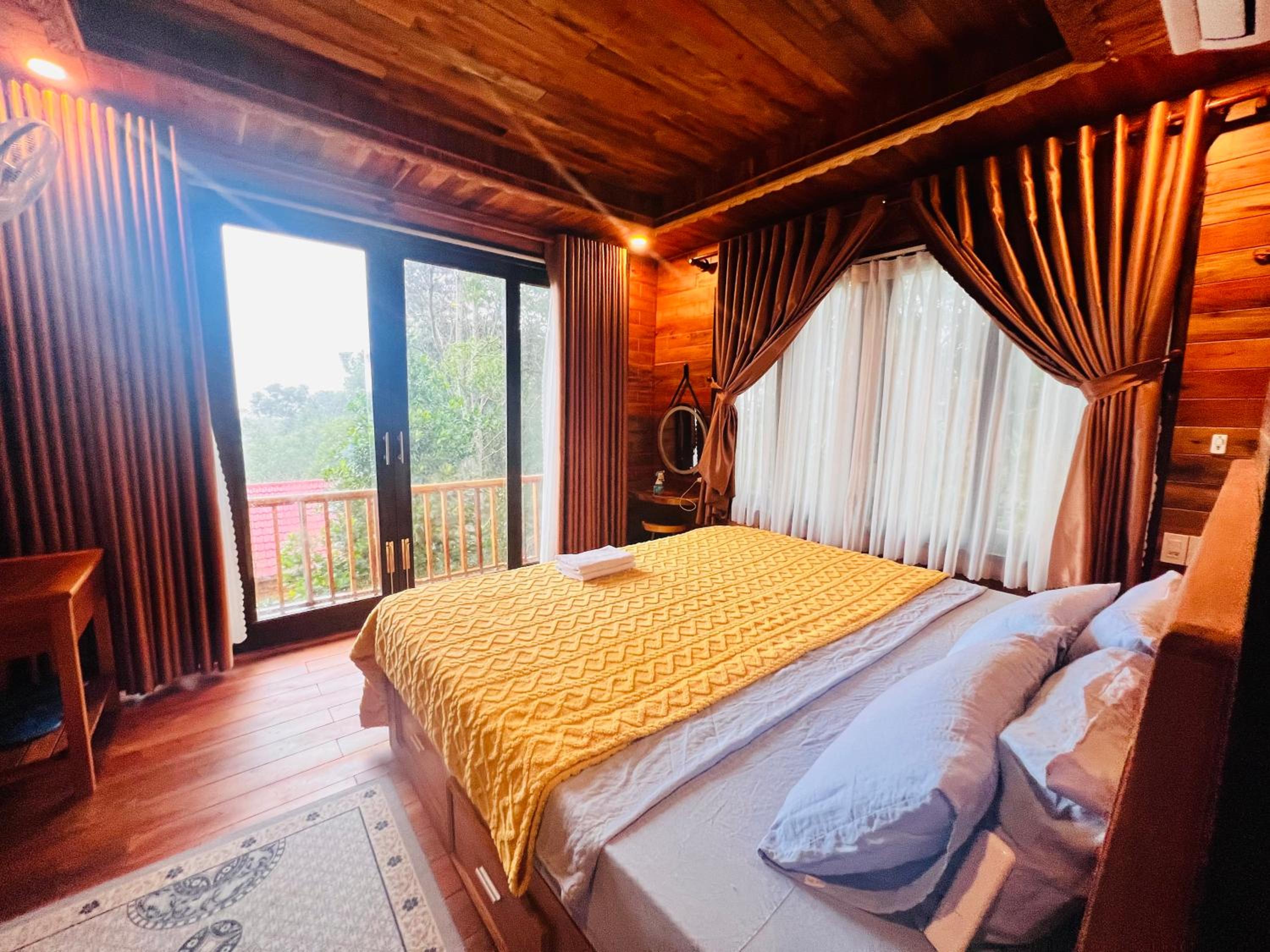 Ong Huong House Can 2 view 2