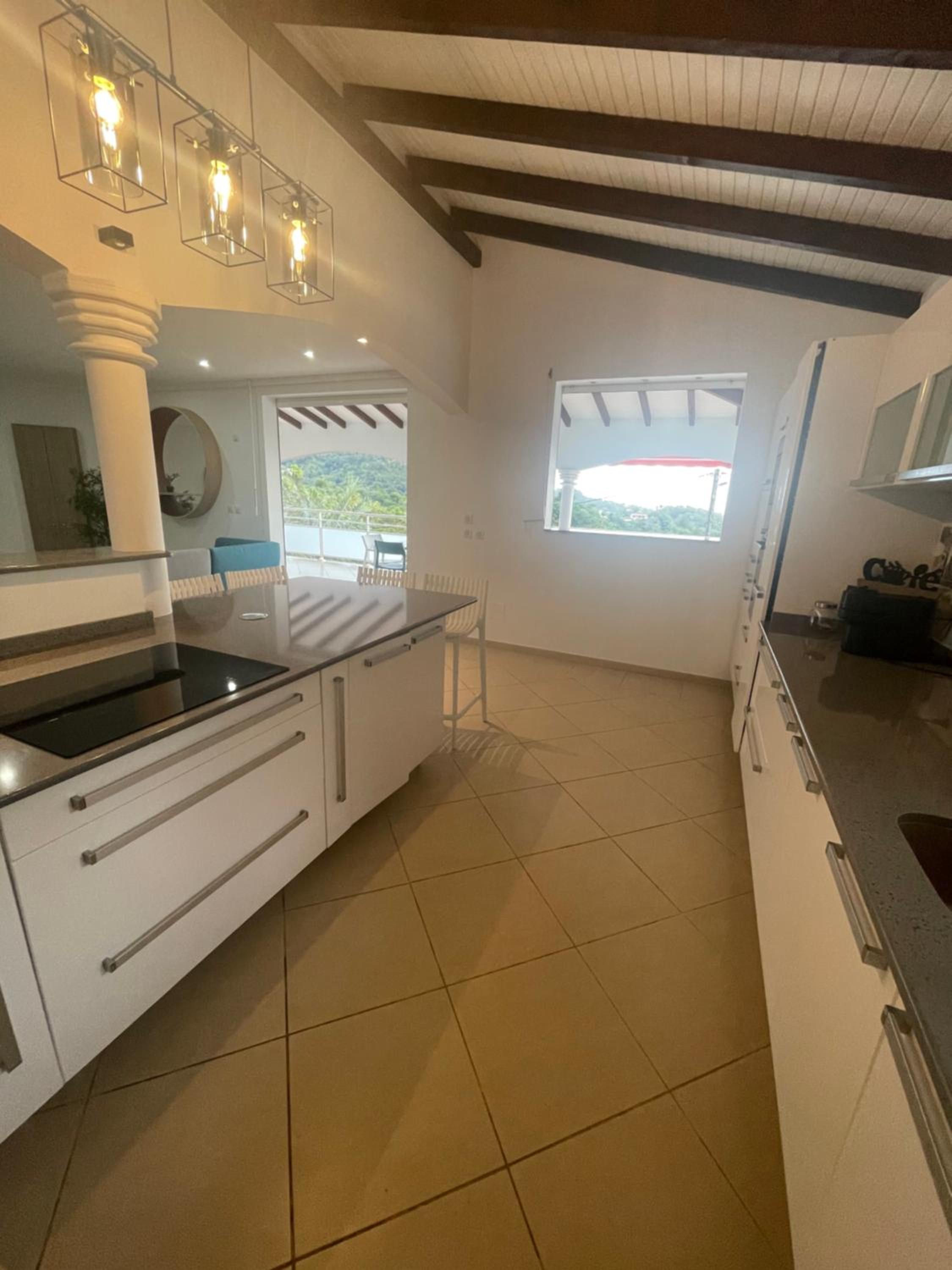 Les Appart villa Sunbay Caraibes avec piscine privative vue mer et montagne view 5