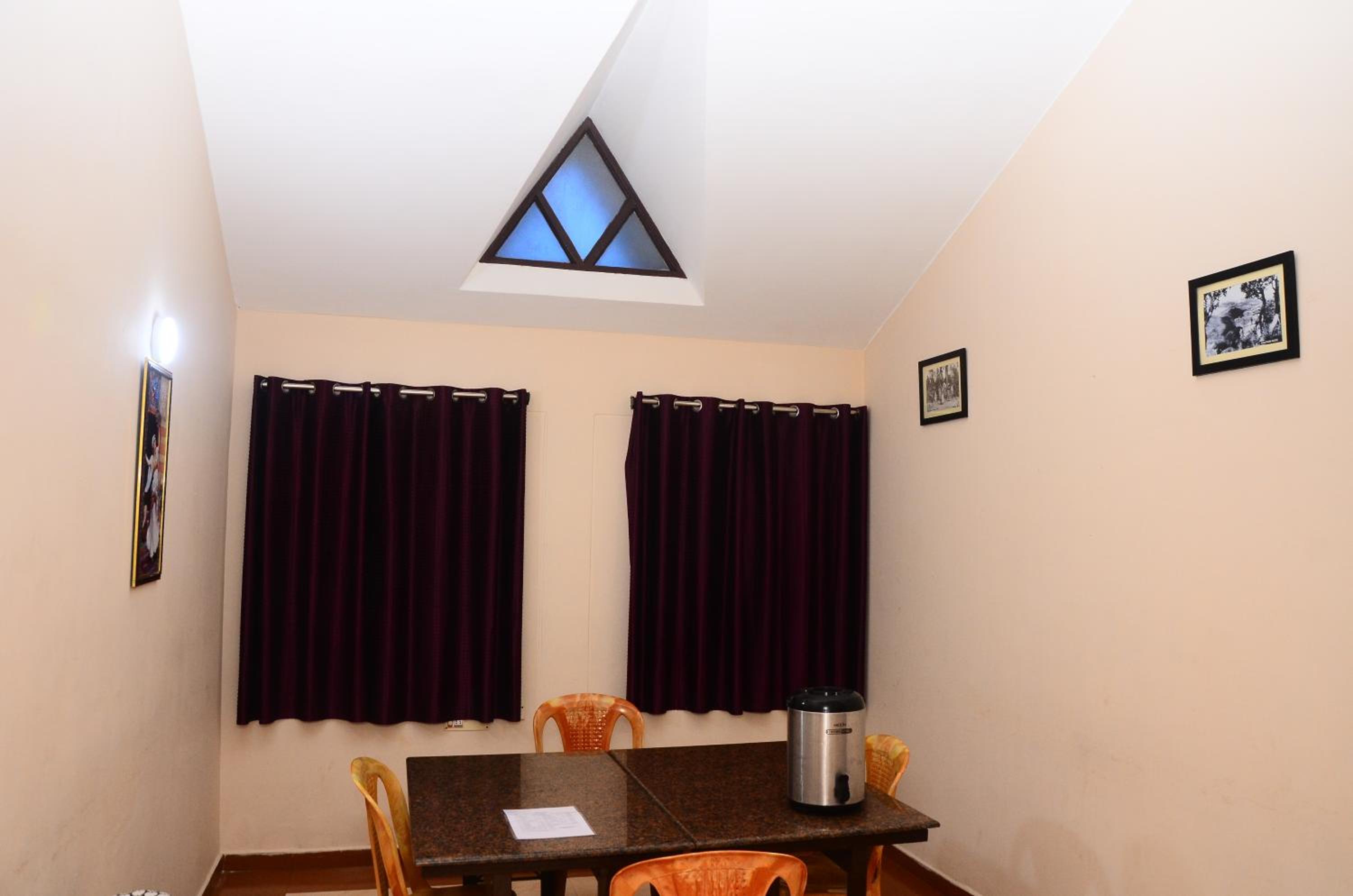 Tree top villa kodaikanal homestay