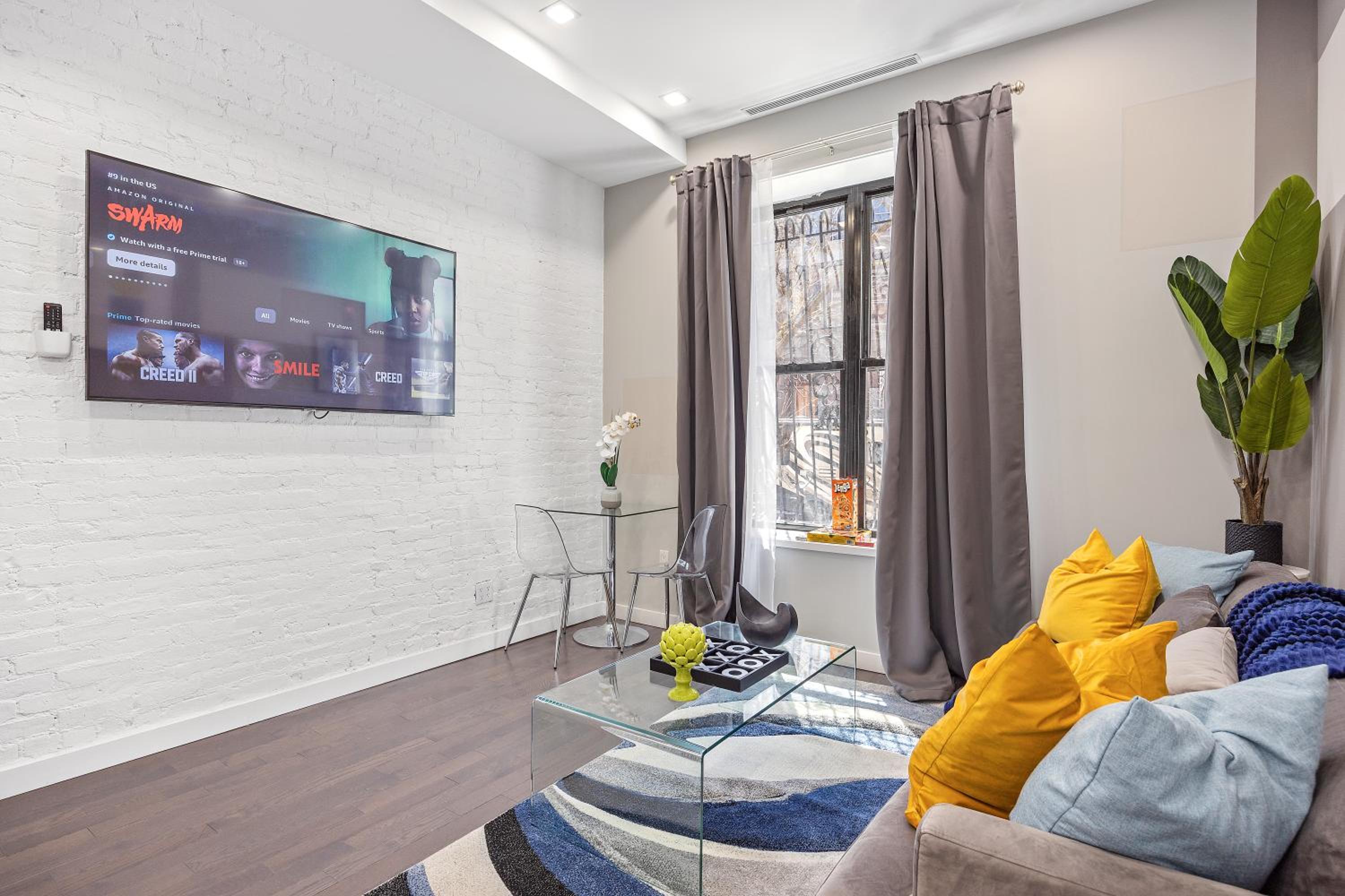 SWJ Whole Bldg - Largest Place in NYC_21 Beds_6 apts