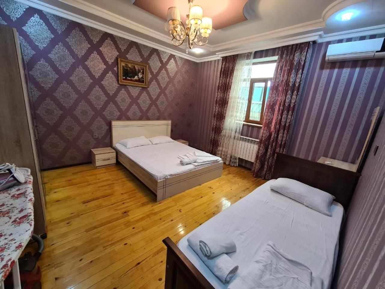 Elnr Small swing pool villa