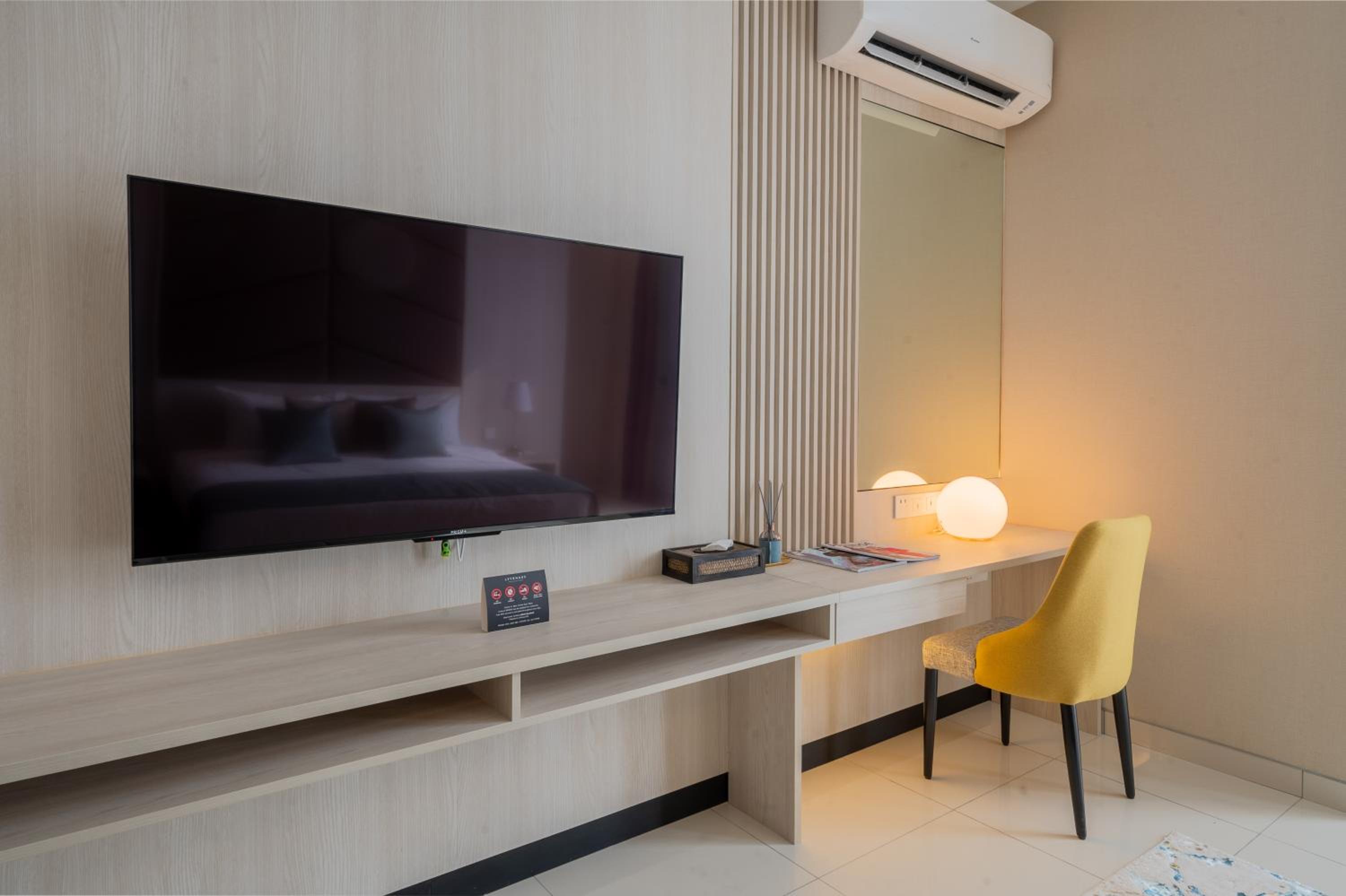 Societe Suite by Lyfehaus