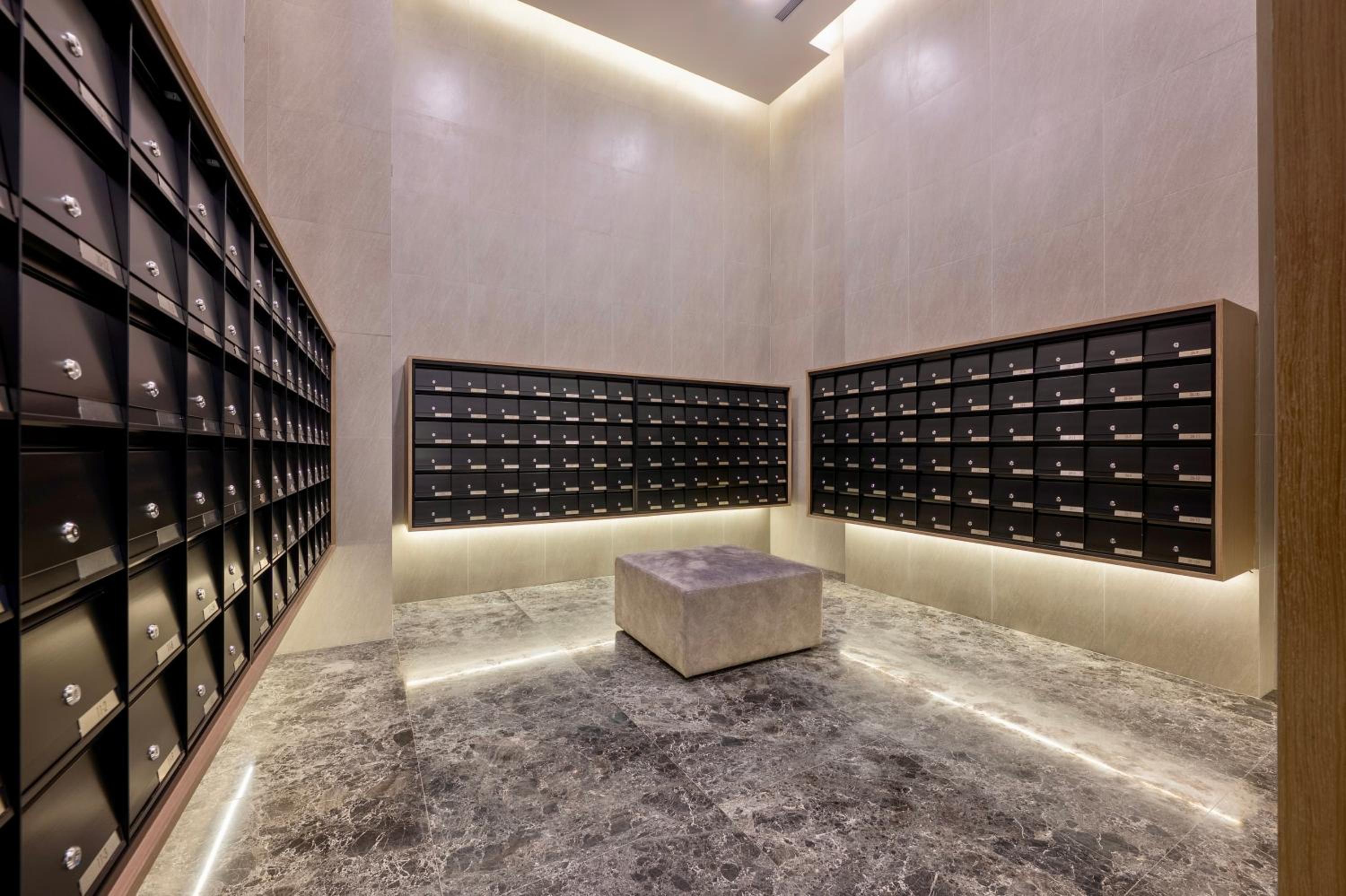 Societe Suite by Lyfehaus