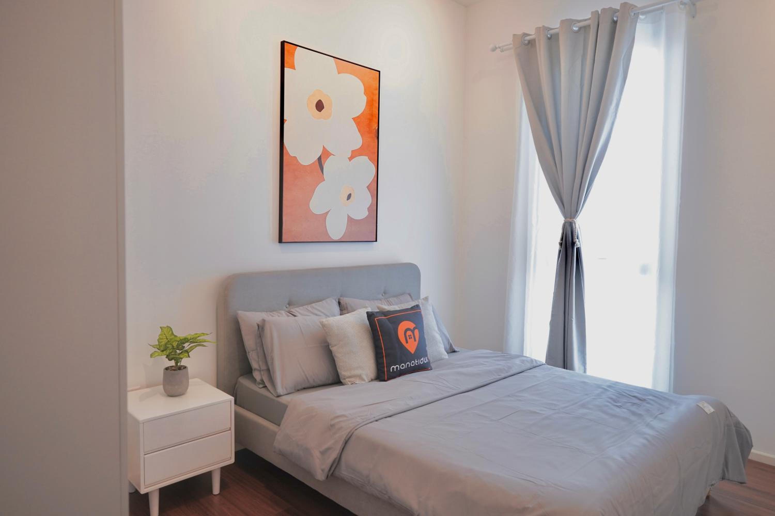 UNA Serviced Apartment by manatidur