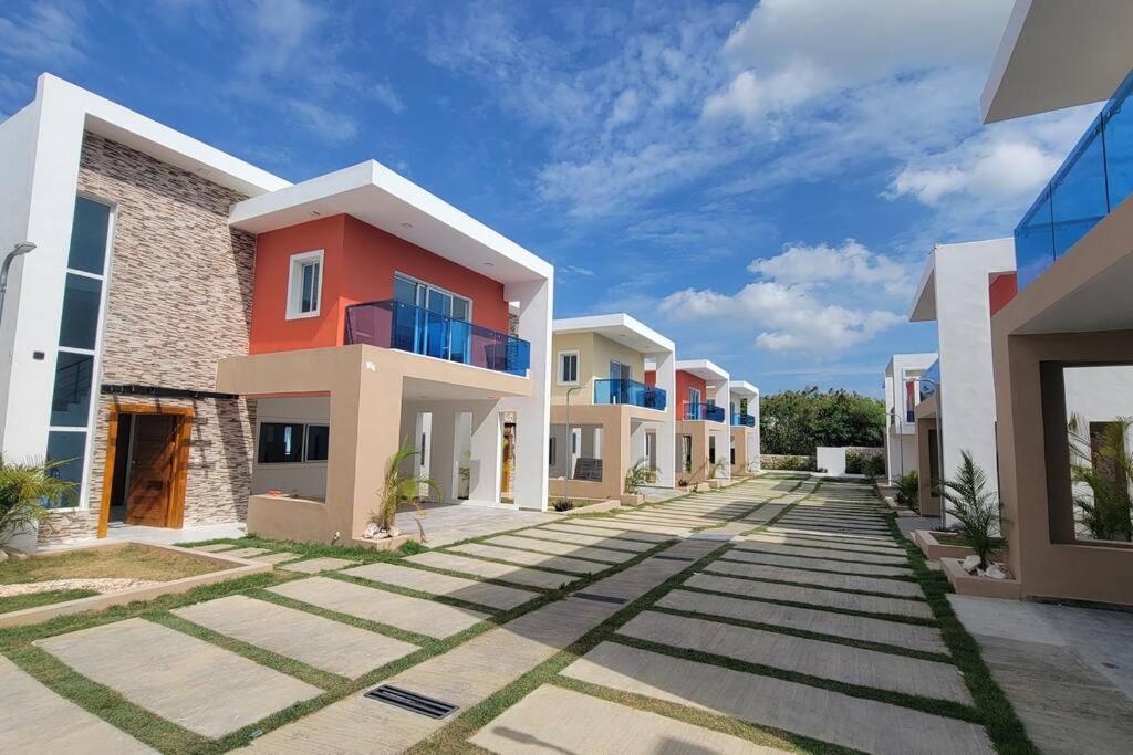 Yakimel Villa Airbnb