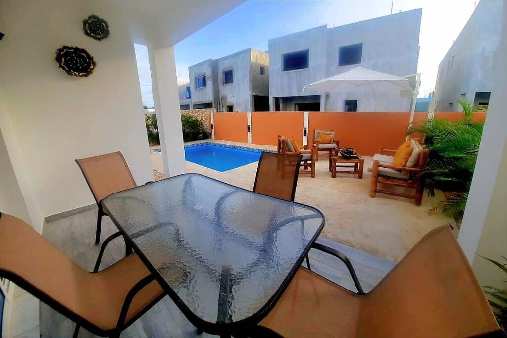 Yakimel Villa Airbnb