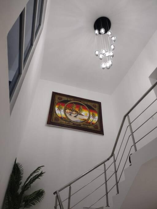 Yakimel Villa Airbnb