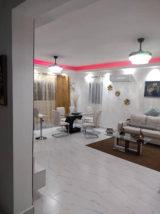 Yakimel Villa Airbnb