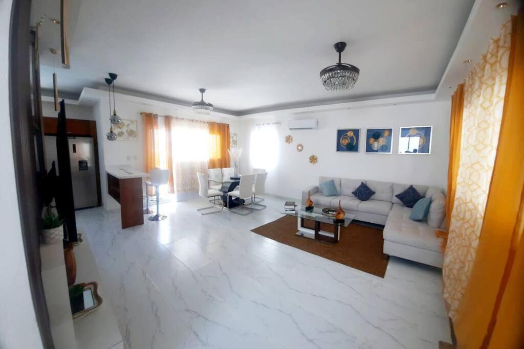 Yakimel Villa Airbnb