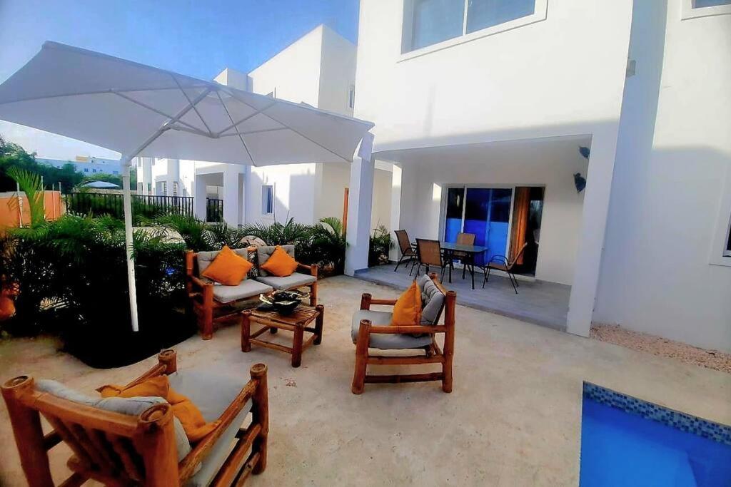 Yakimel Villa Airbnb