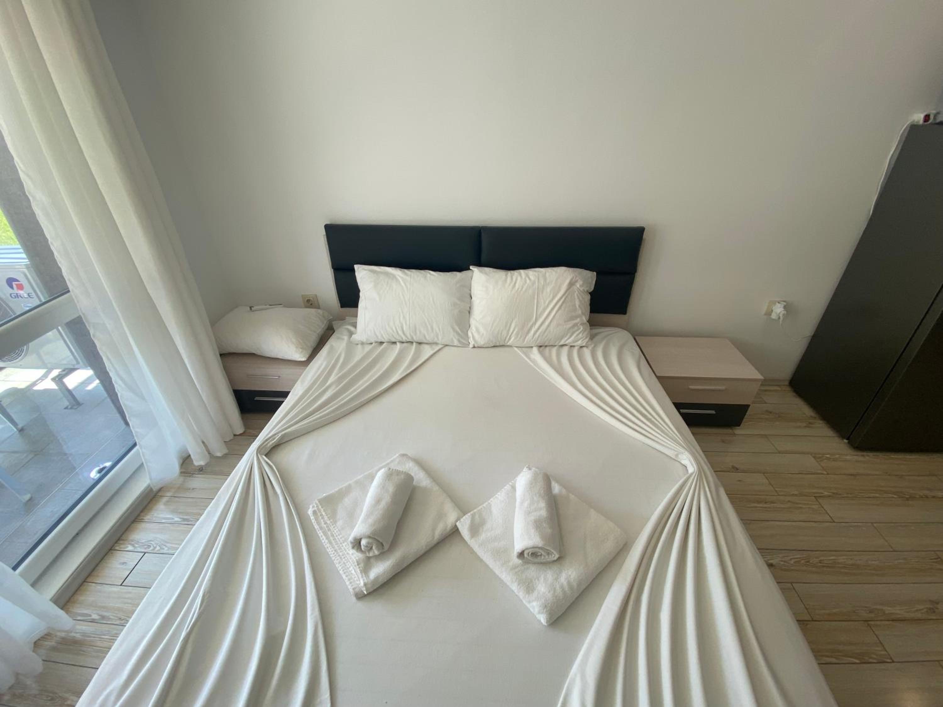 PARADISO 'В' 111 Large Apartment Nessebar