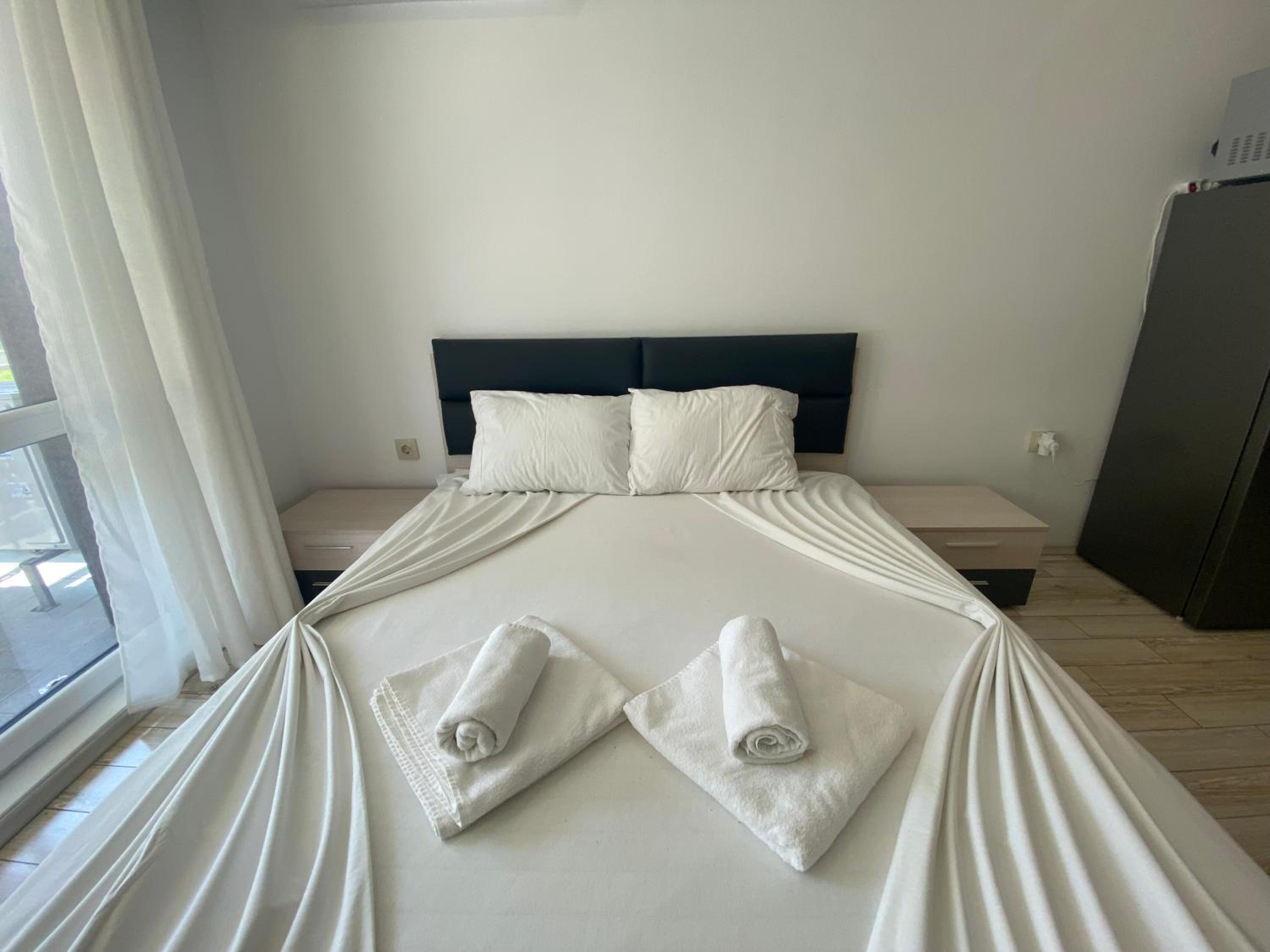 PARADISO 'В' 111 Large Apartment Nessebar