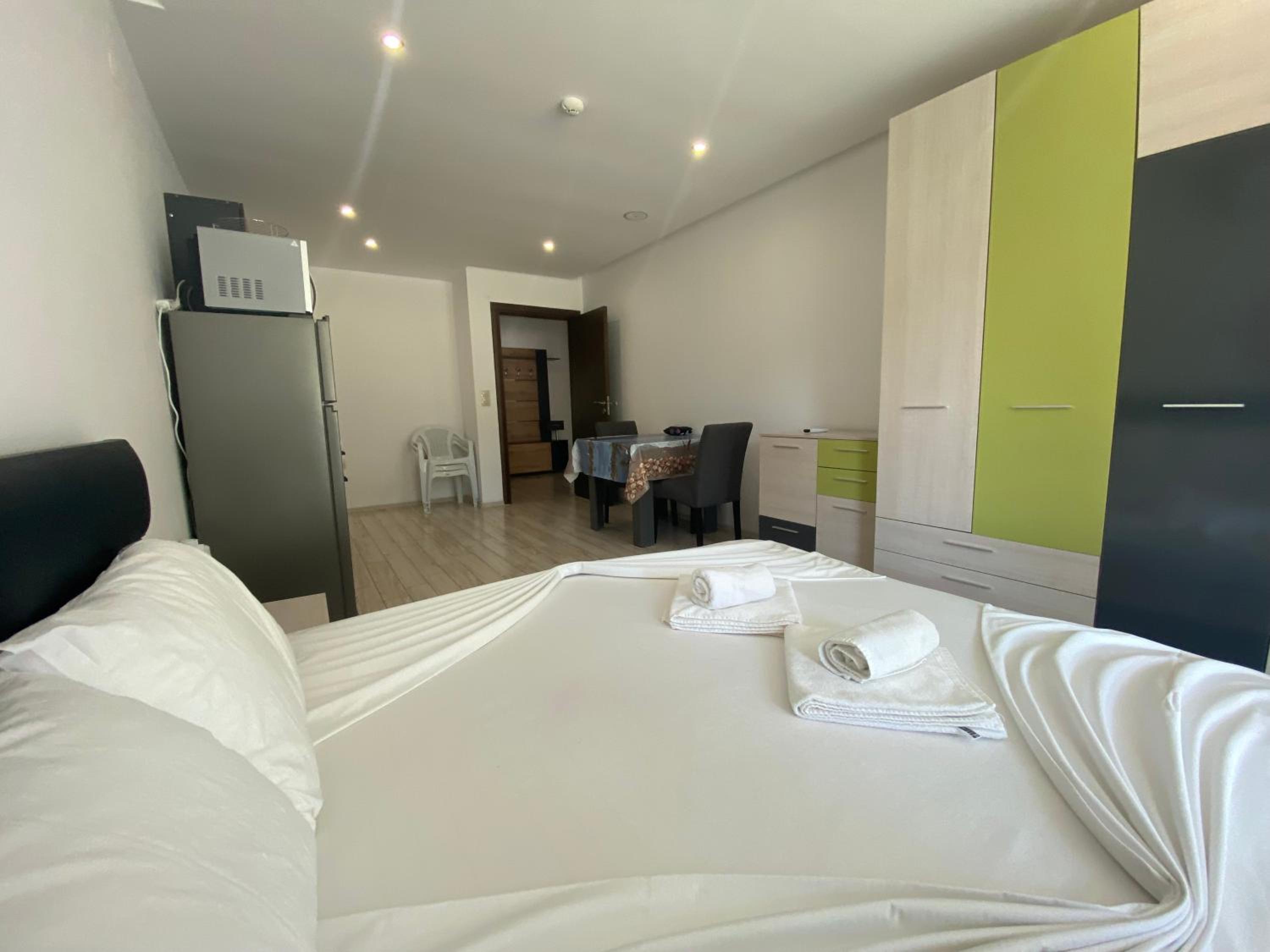 PARADISO 'В' 111 Large Apartment Nessebar
