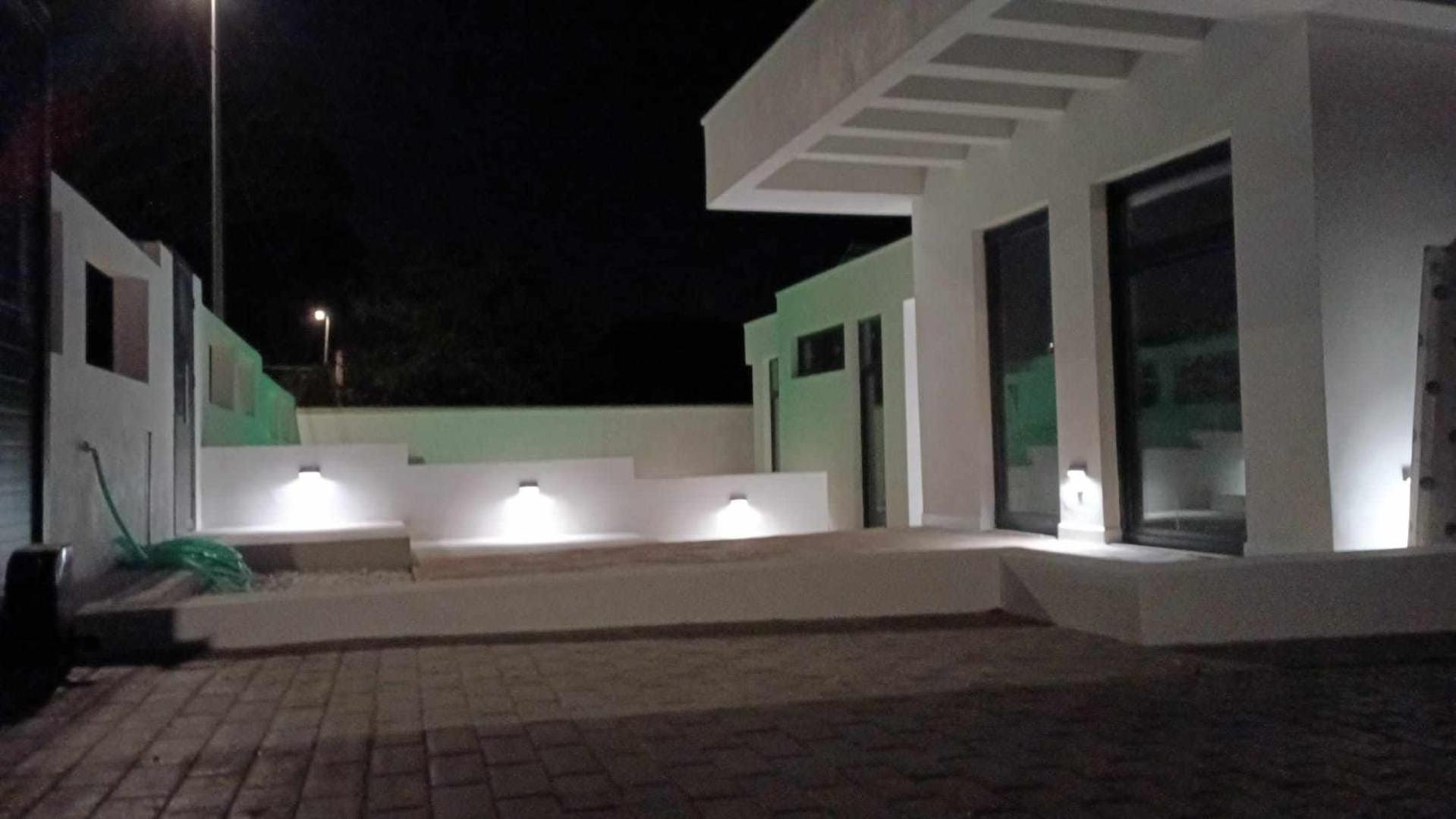 Casa Gerda modernes Haus mit Pool, ACs und Heizung, strandnah view 3