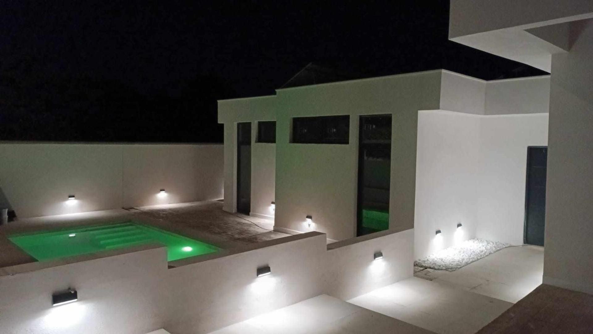 Casa Gerda modernes Haus mit Pool, ACs und Heizung, strandnah view 4
