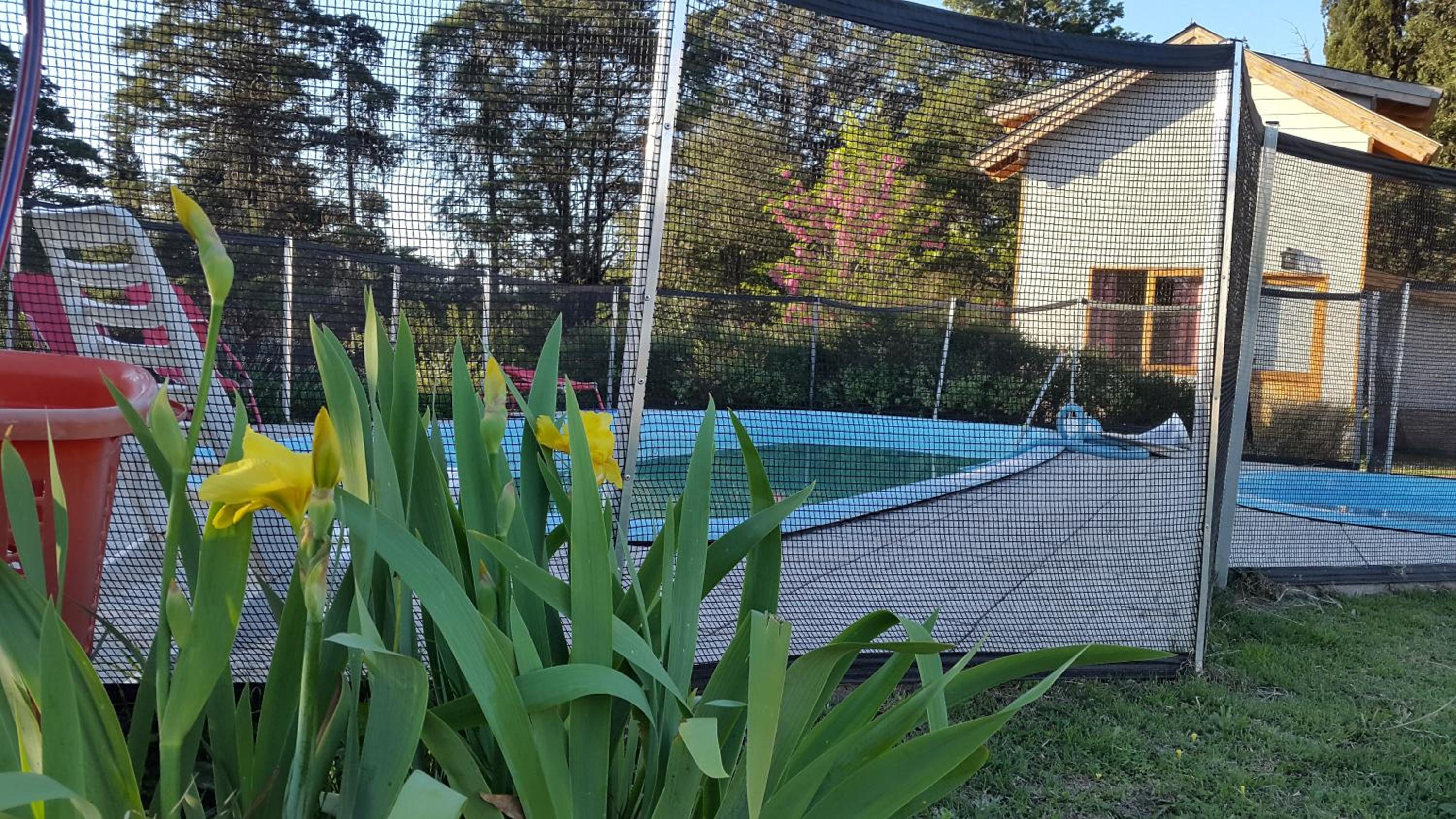 Altos del Pucara Piscina Climatizada vista a las sierras juegos Huerta Orgánica