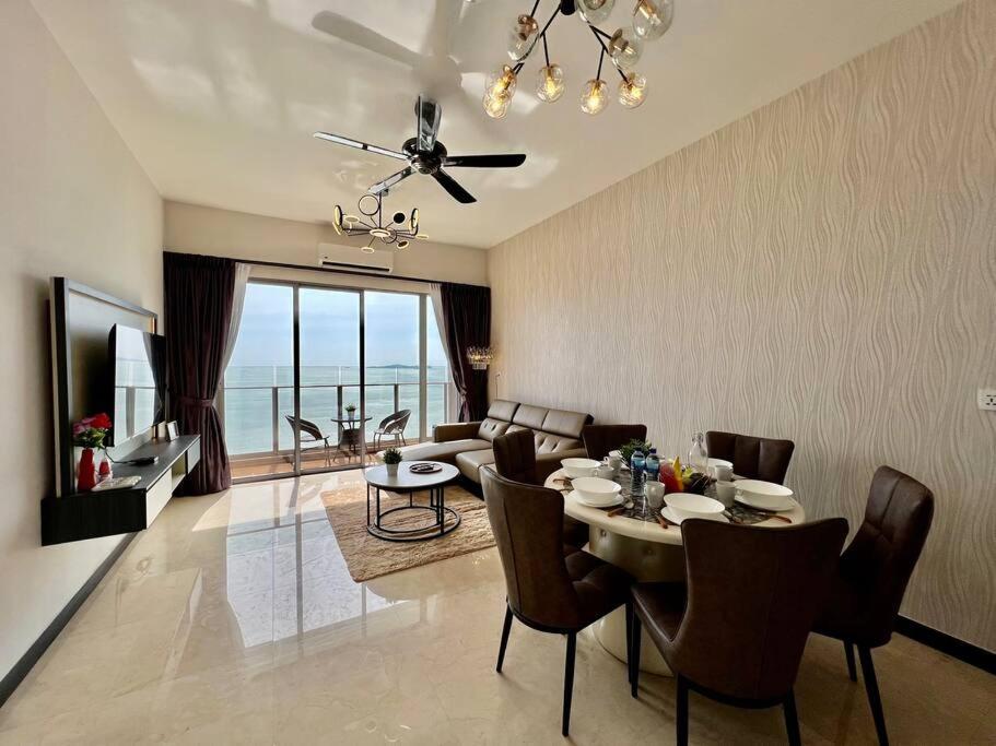 Melaka Silverscape Stay -3room/8pax/55'tv/TV-Box photo 1
