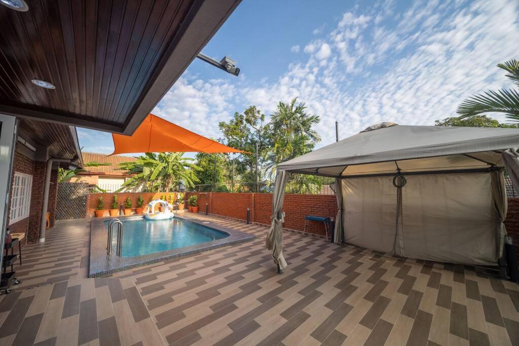 VillaNo23 - 4 Bedrooms with Private Pool BBQ