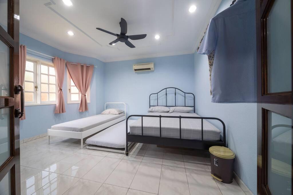VillaNo23 - 4 Bedrooms with Private Pool BBQ