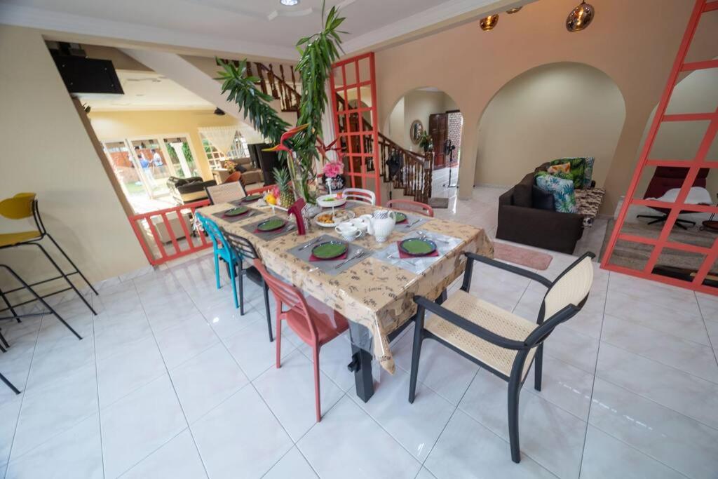 VillaNo23 - 4 Bedrooms with Private Pool BBQ
