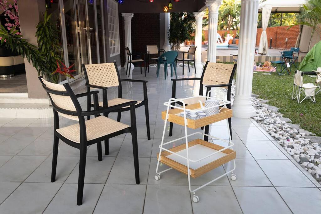 VillaNo23 - 4 Bedrooms with Private Pool BBQ