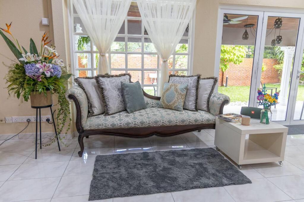VillaNo23 - 4 Bedrooms with Private Pool BBQ