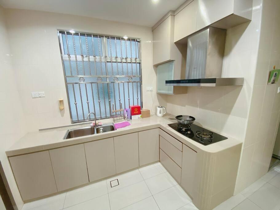 A05 Tebrau Austin In Desa Tebrau