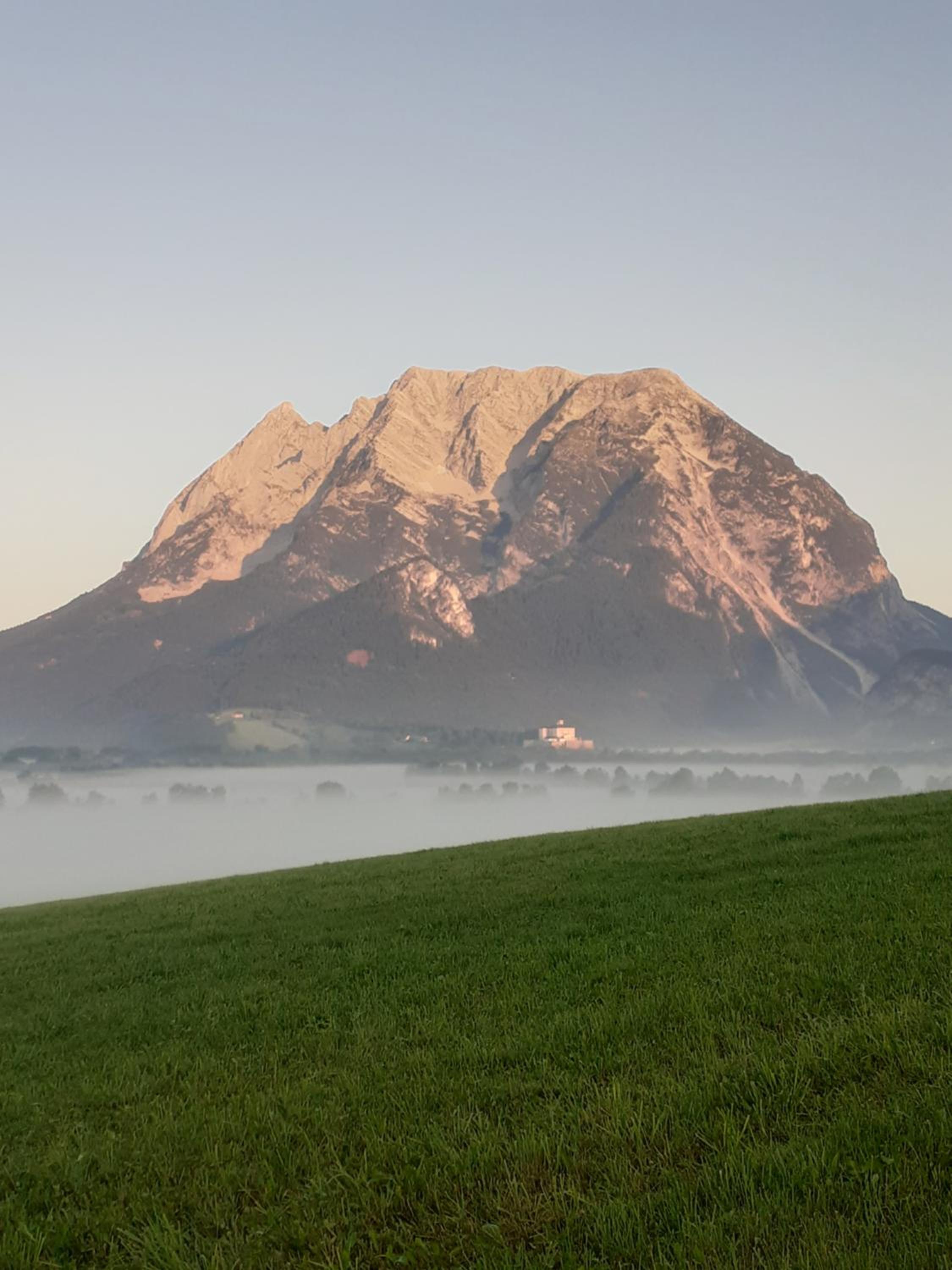 Ferienhaus mit Blick auf den Grimming