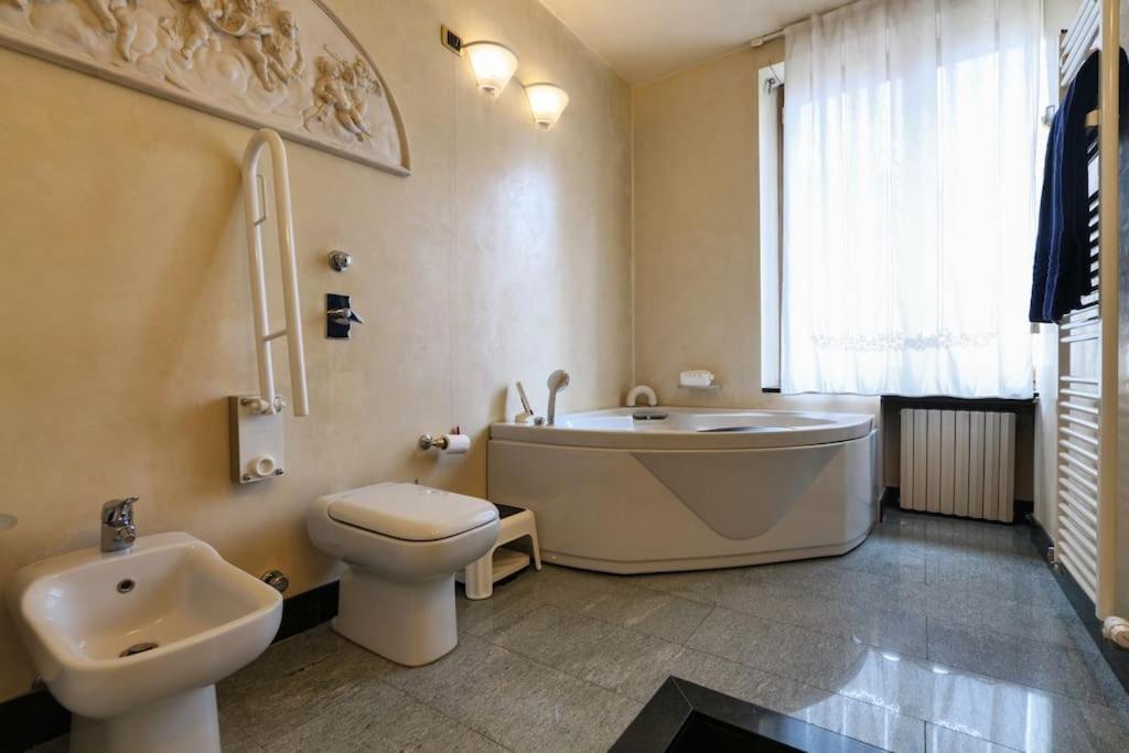 centro extra luxory apartment with terrace