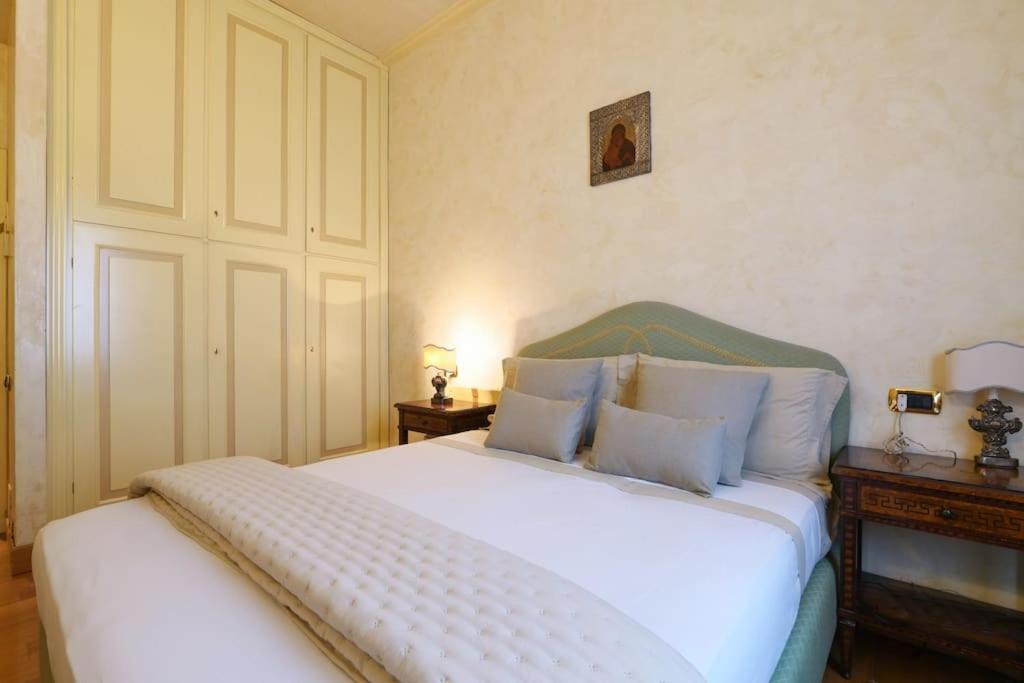 centro extra luxory apartment with terrace