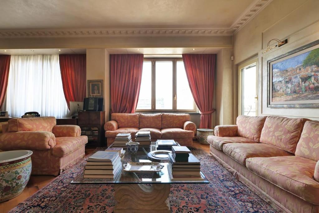 centro extra luxory apartment with terrace