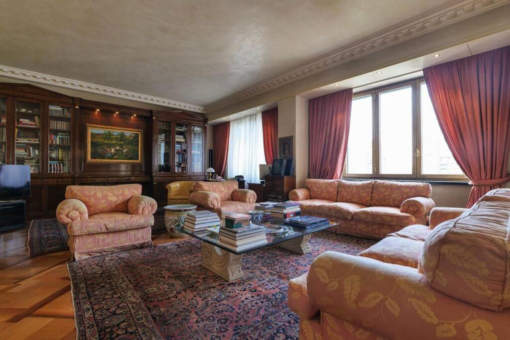 centro extra luxory apartment with terrace