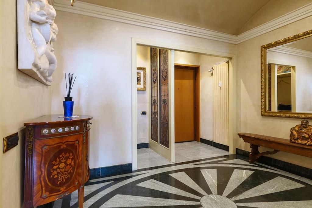 centro extra luxory apartment with terrace