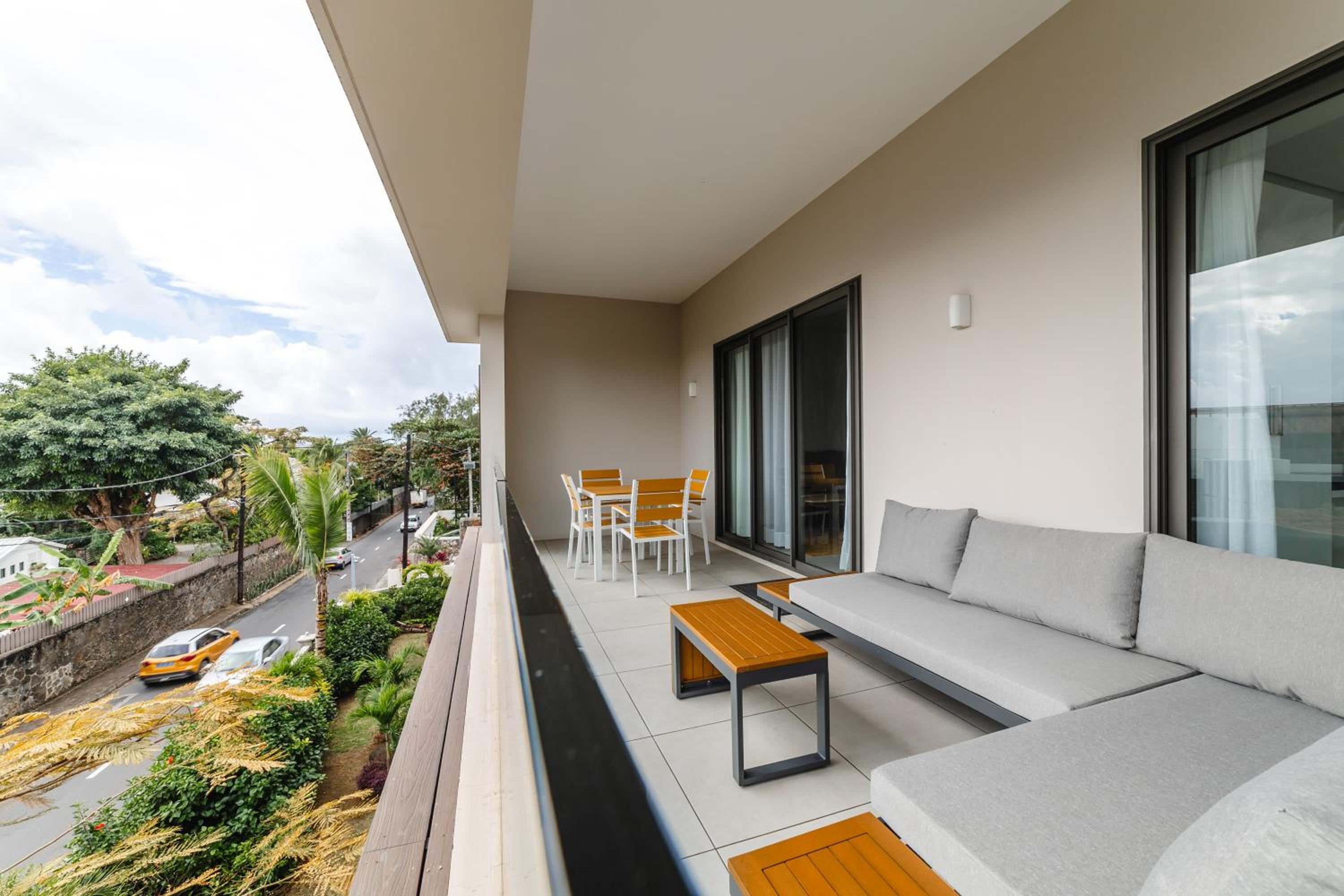 Modern 2 bedroom apartment - Soleia 2 Apartment A9 view 5