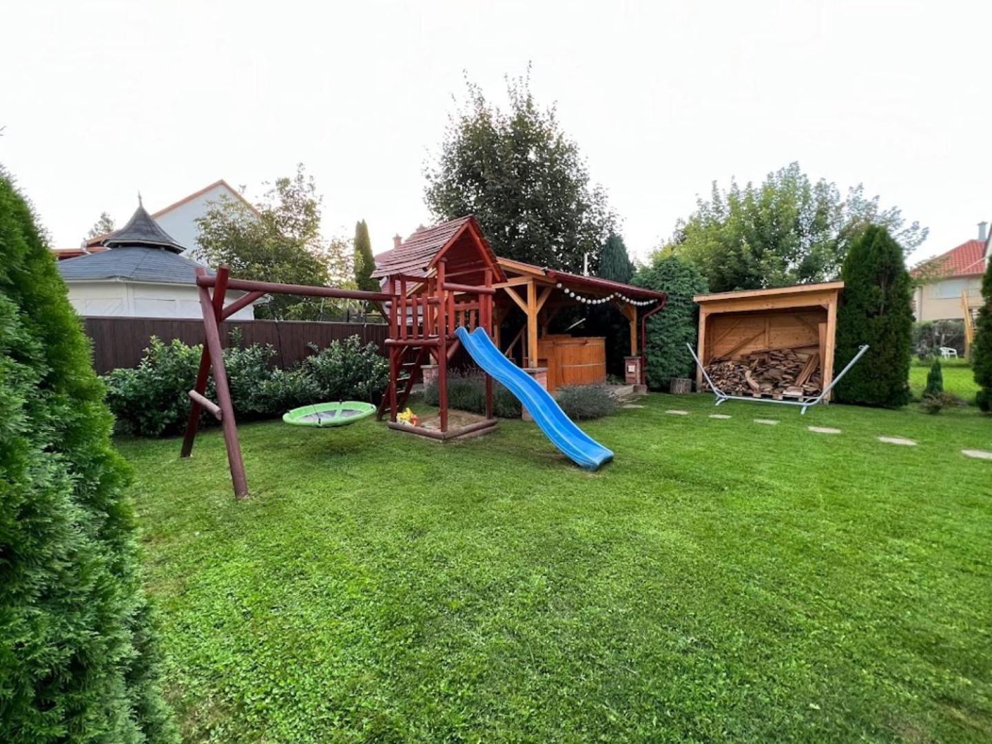Photo 31
