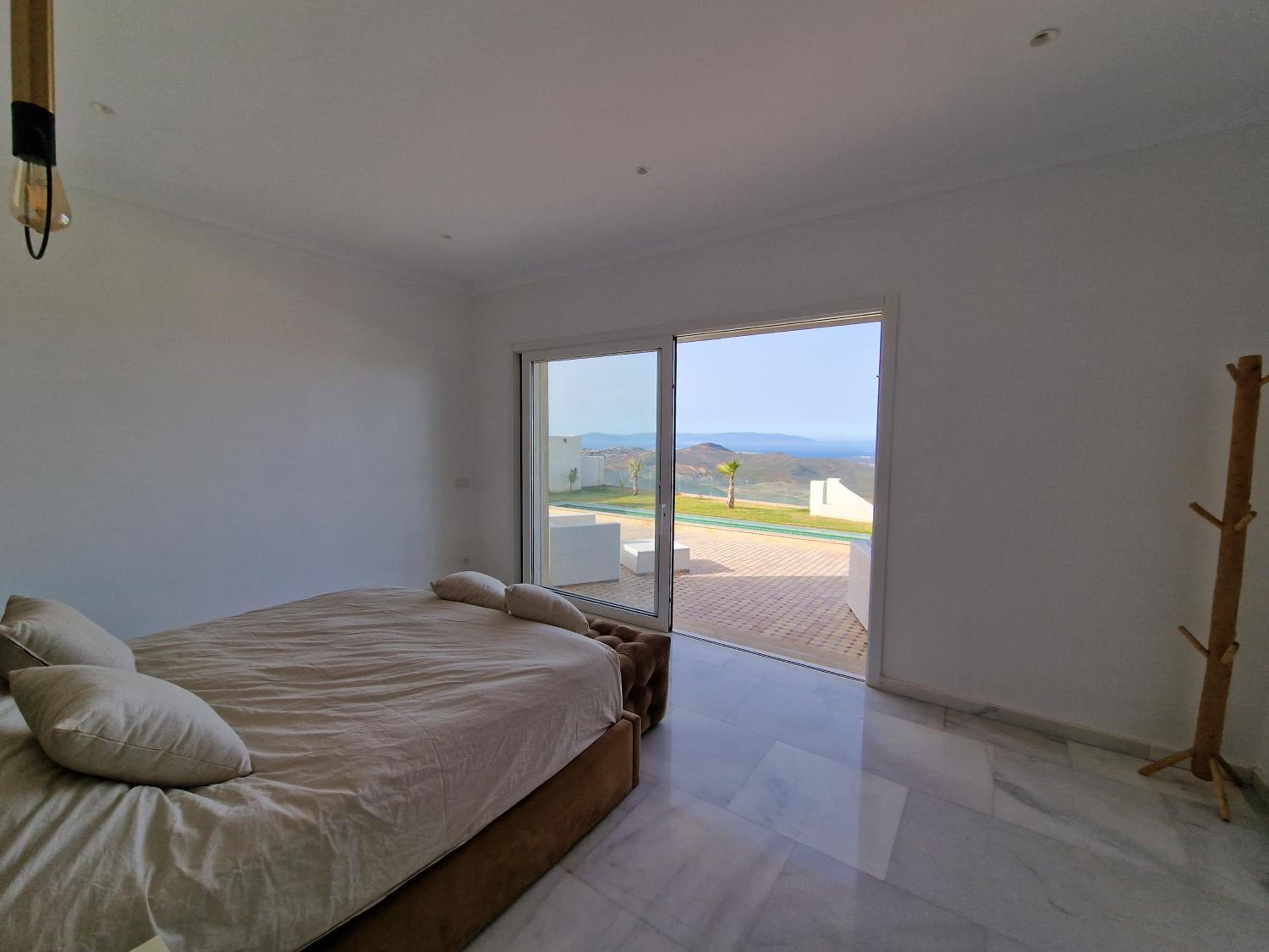 Villa Beni Mejmel avec vue exceptionnelle