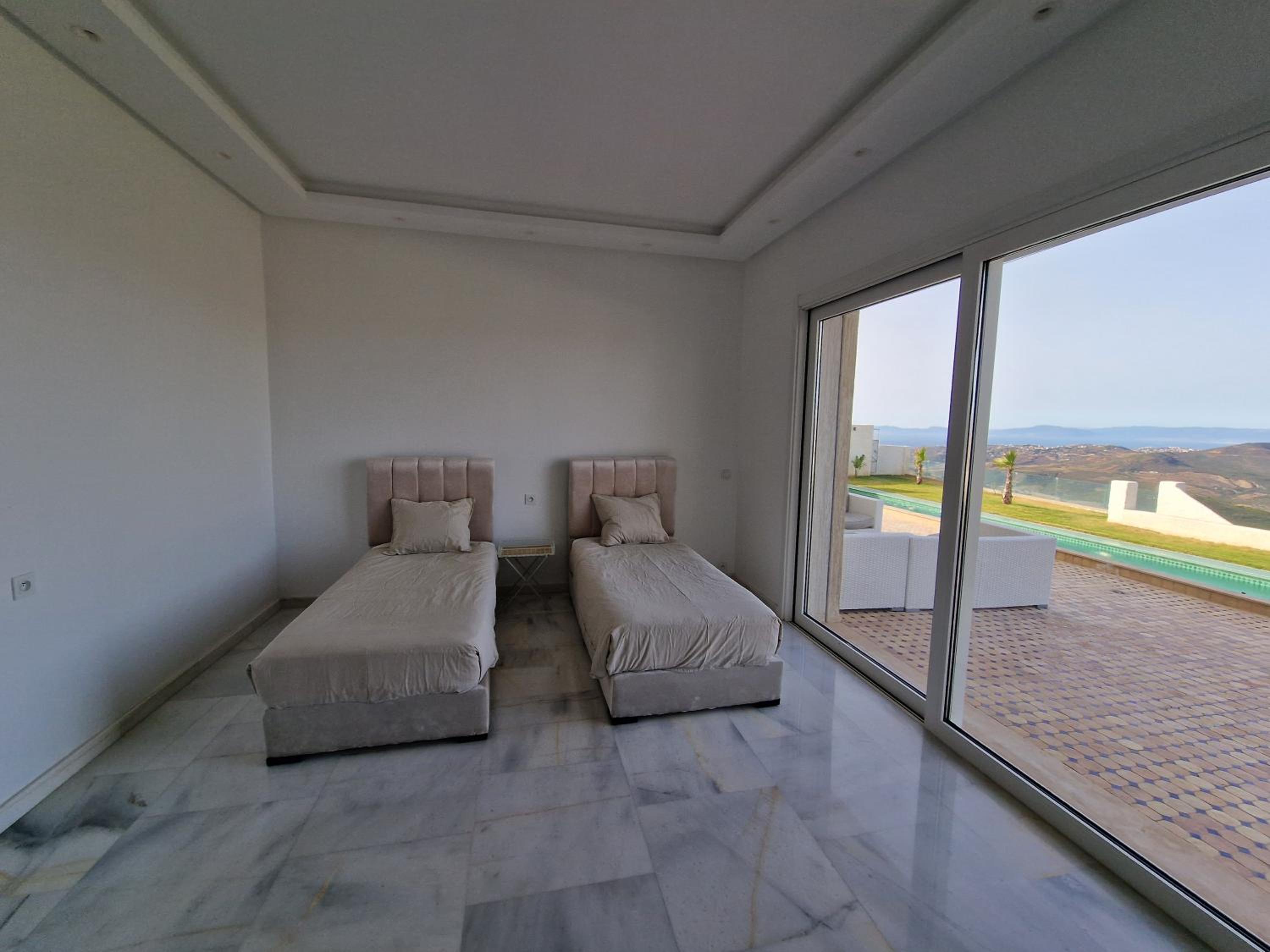 Villa Beni Mejmel avec vue exceptionnelle