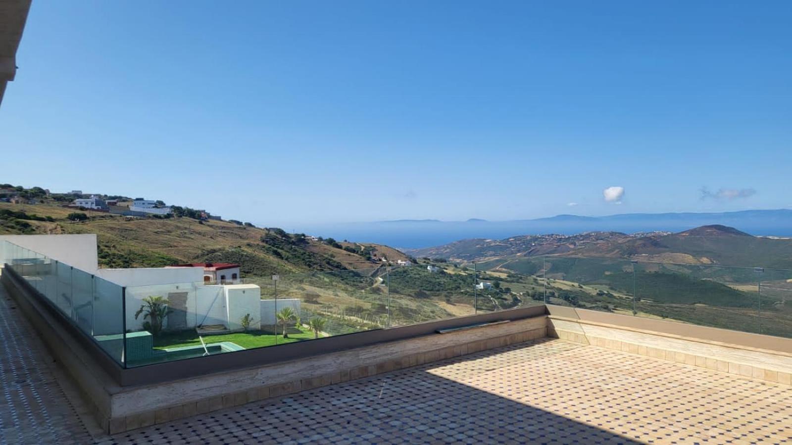 Villa Beni Mejmel avec vue exceptionnelle
