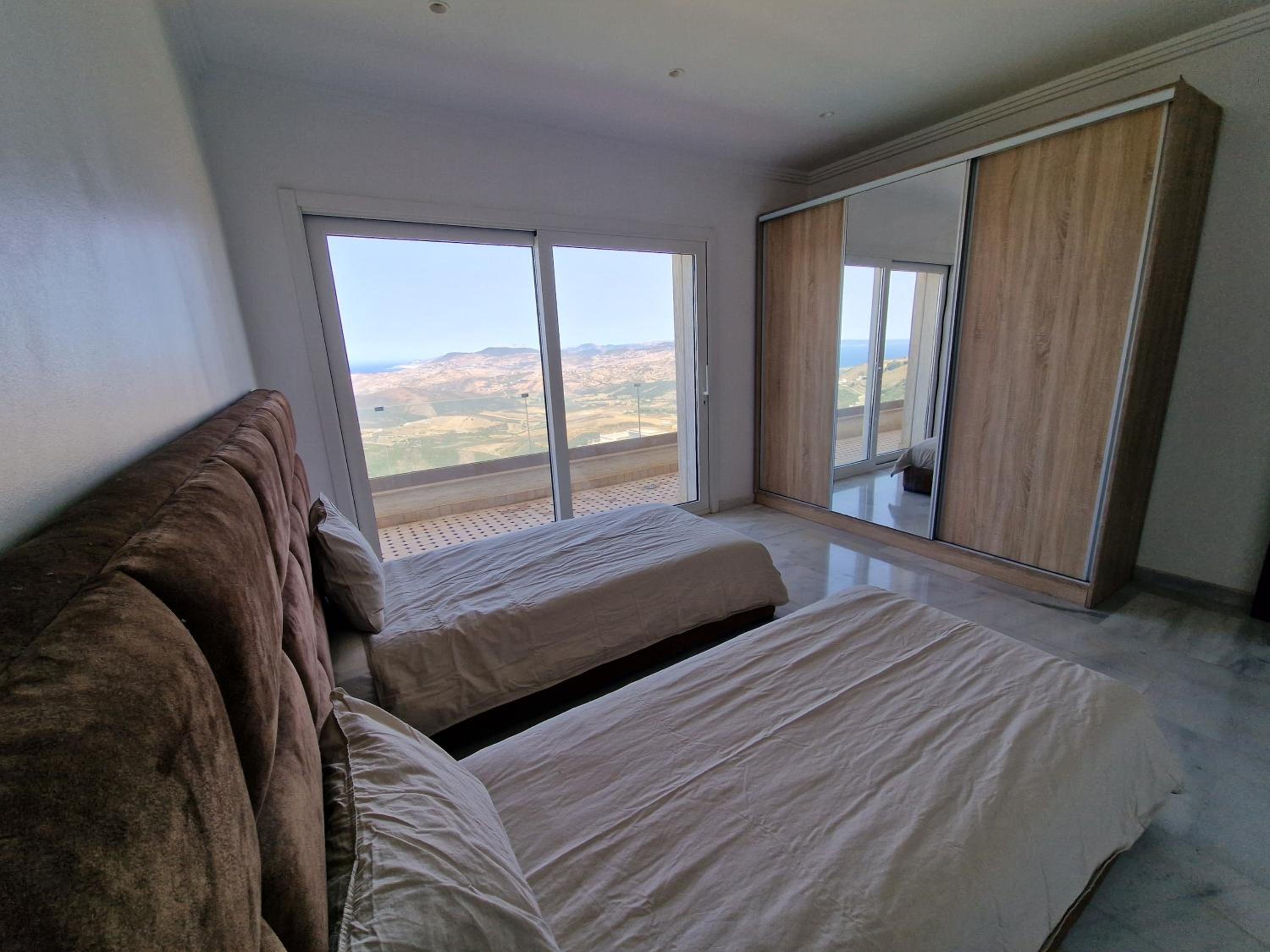 Villa Beni Mejmel avec vue exceptionnelle