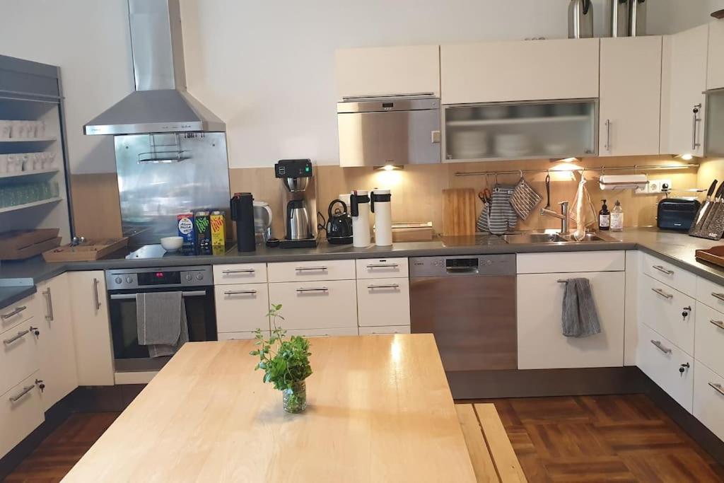 Ferienwohnung in der Villa Sana mit großem Garten